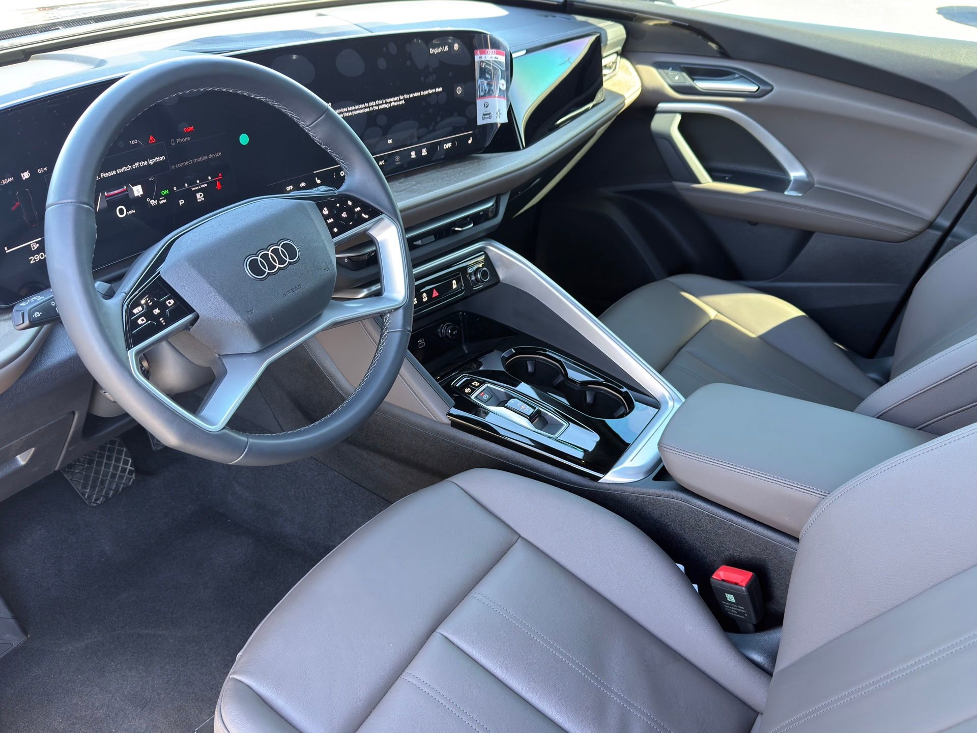 Certified 2025 Audi Q5 Premium w/ Convenience Package image 6