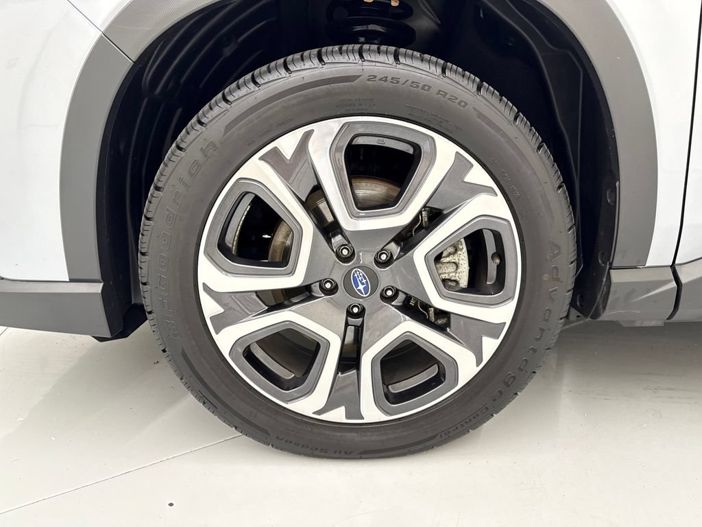 Used 2023 Subaru Ascent Limited w/ Technology Package AWD/4WD image 11