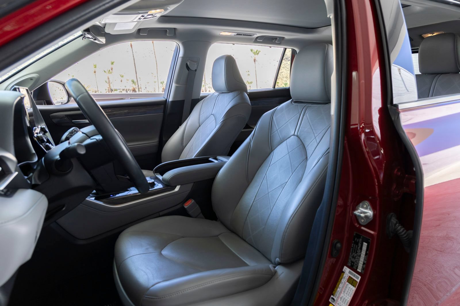 Used 2020 Toyota Highlander Platinum AWD/4WD image 13