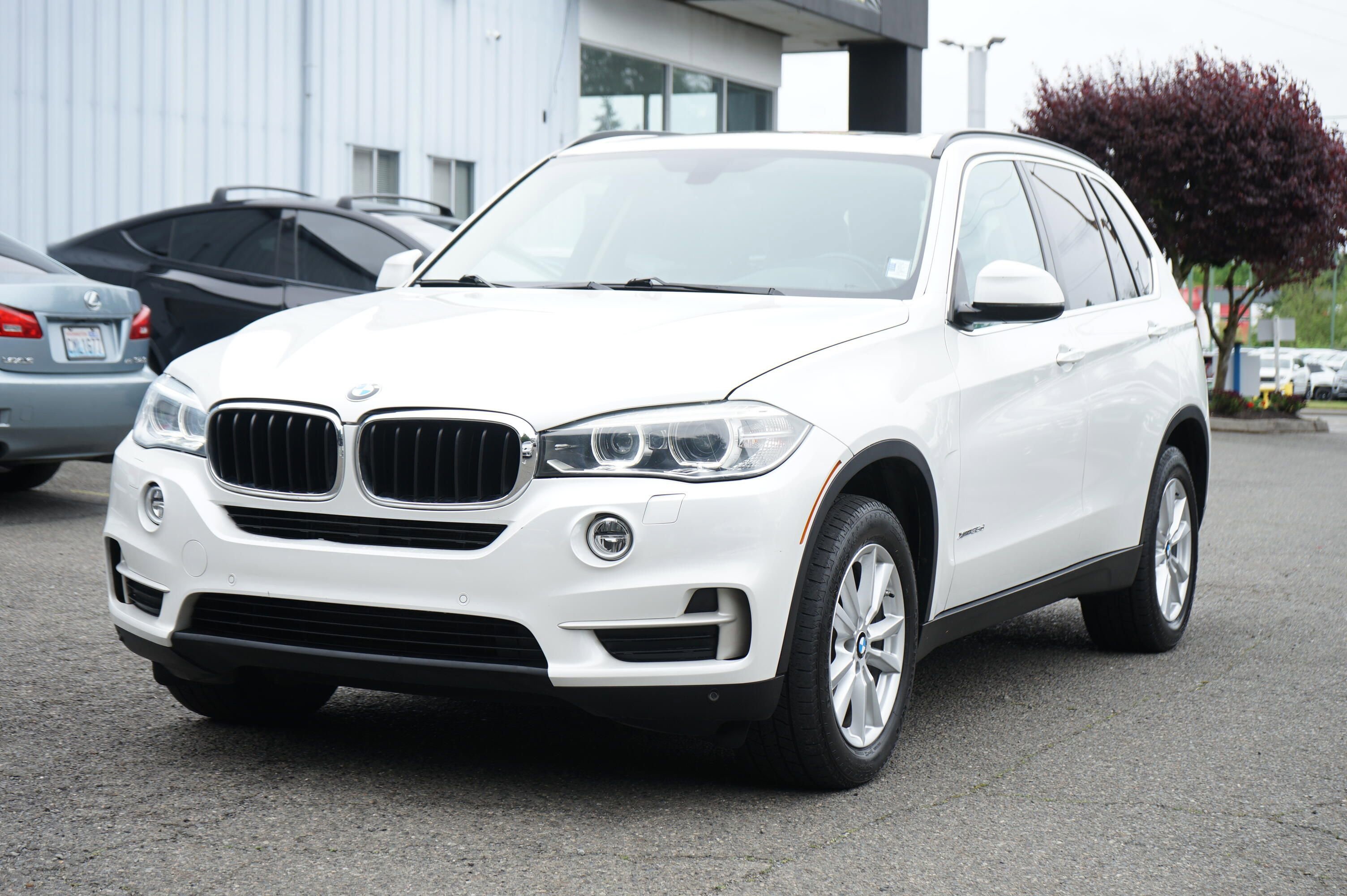 Used 2015 BMW X5 xDrive35d AWD/4WD image 1
