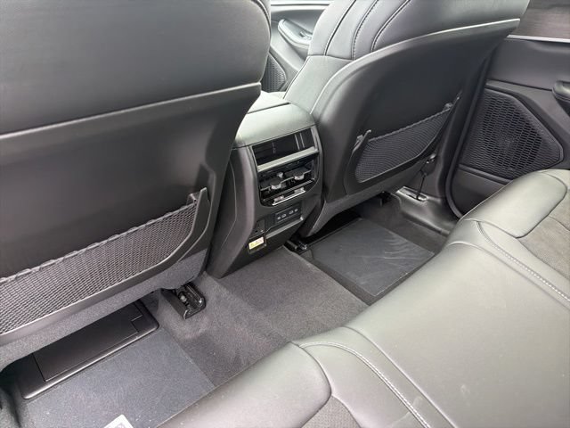 New 2026 Jeep Grand Cherokee Altitude AWD/4WD image 8