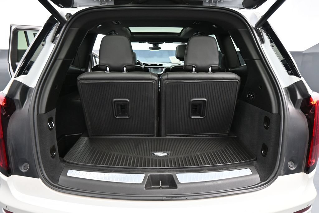 Used 2020 Cadillac XT6 Premium Luxury AWD/4WD image 28