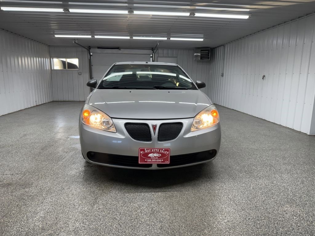 Used 2007 Pontiac G6 GT image 2