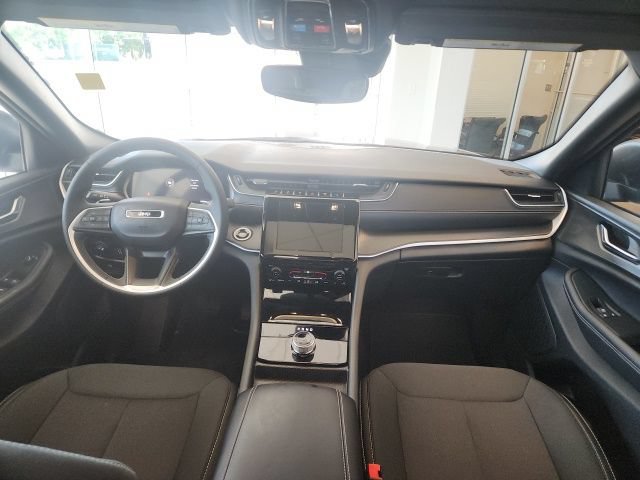 Certified 2024 Jeep Grand Cherokee Laredo X RWD image 18