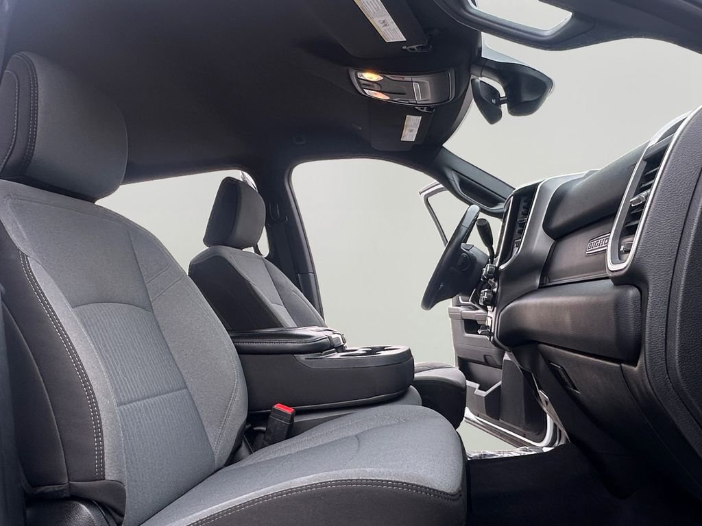 Used 2024 RAM 3500 Big Horn image 24