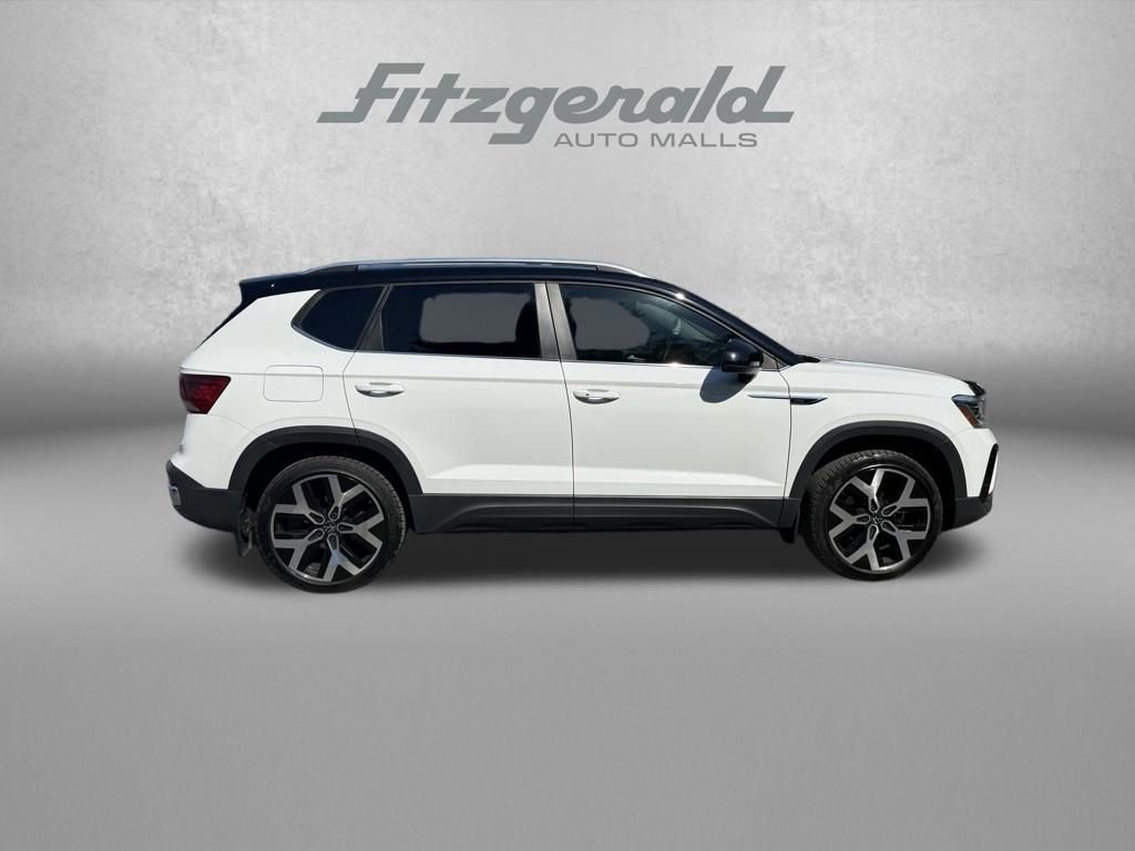 Used 2023 Volkswagen Taos SEL AWD/4WD image 8