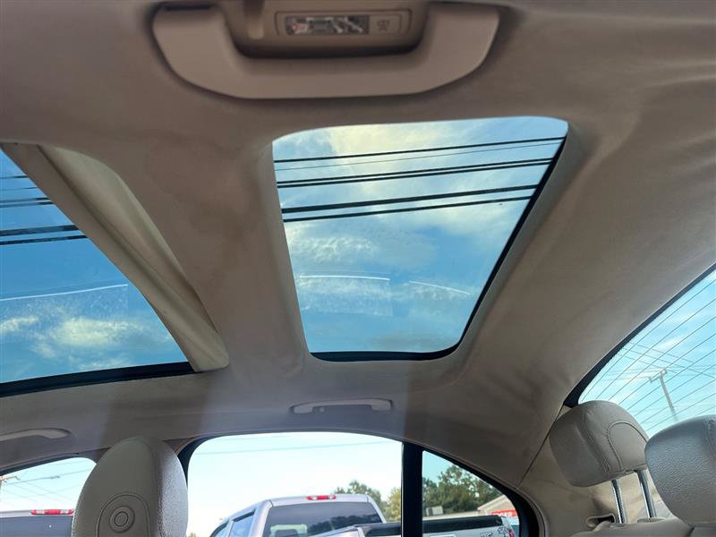 Used 2015 Mercedes-Benz C 300 4MATIC Sedan image 20