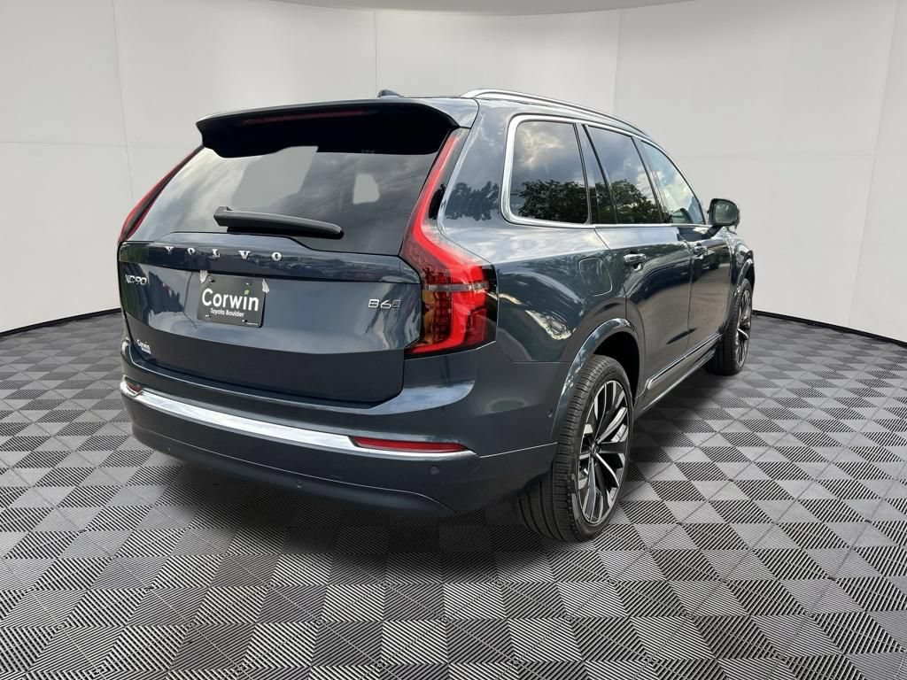 Used 2025 Volvo XC90 B6 Plus AWD/4WD image 7