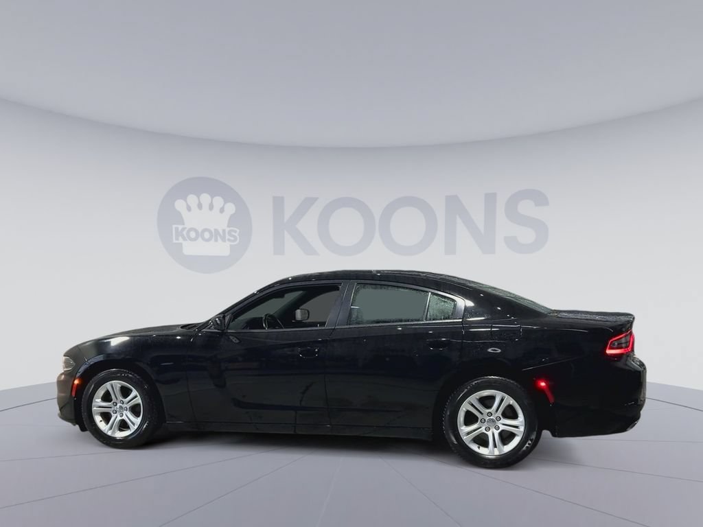 Used 2019 Dodge Charger SXT RWD image 7