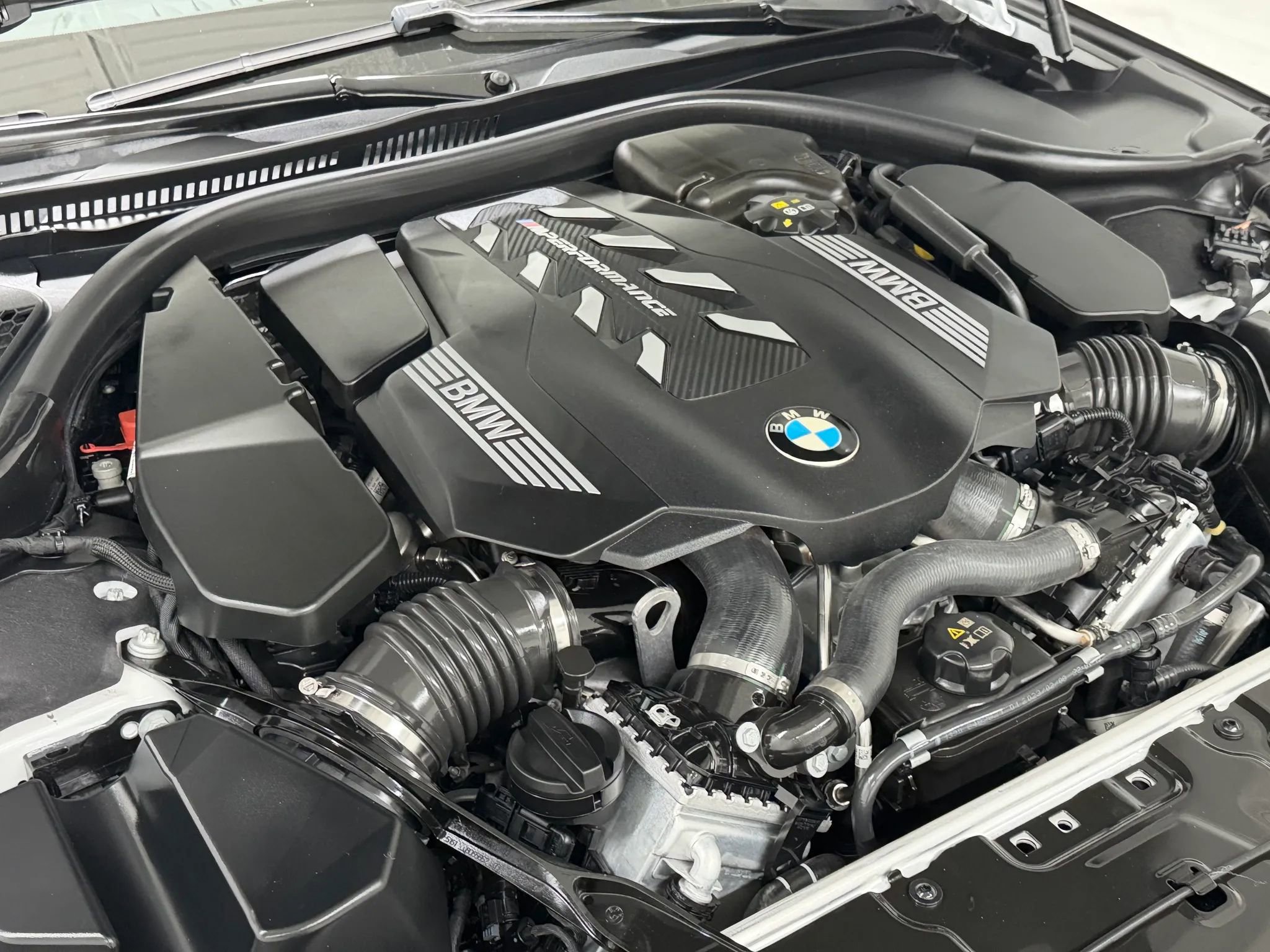 Used 2024 BMW M850i xDrive Coupe AWD/4WD image 43