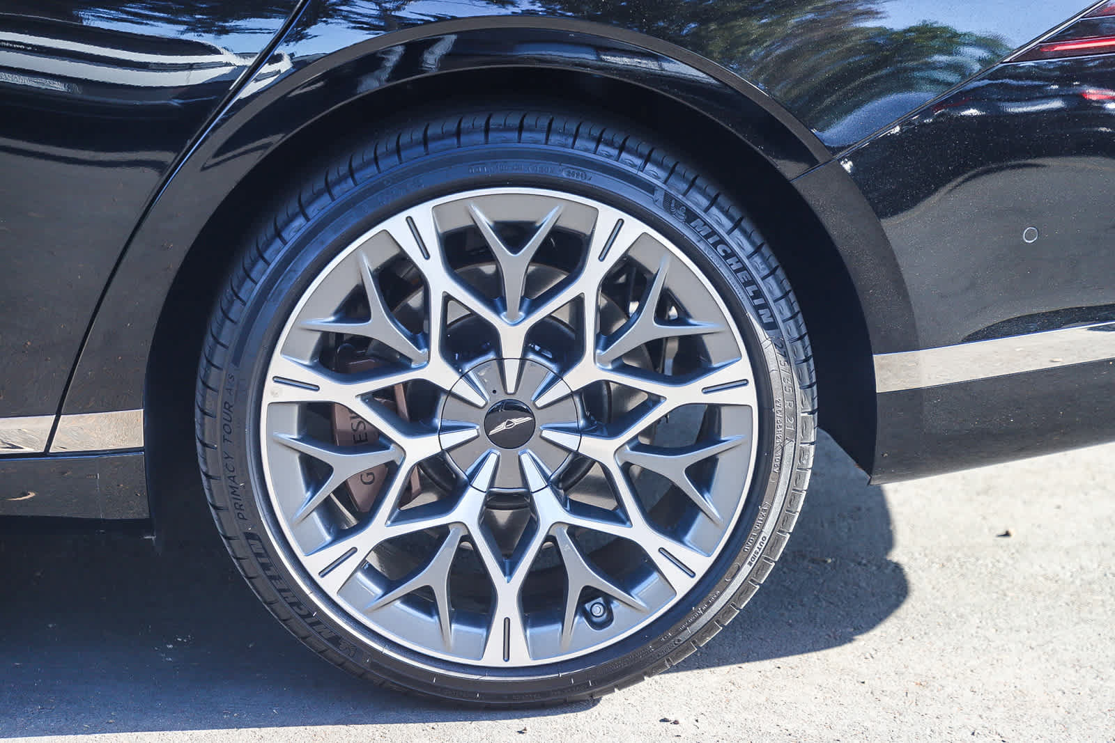 Used 2023 Genesis G90 3.5T AWD/4WD image 11