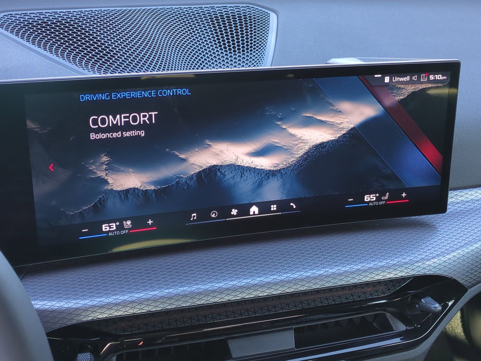 Used 2025 BMW M340i image 24