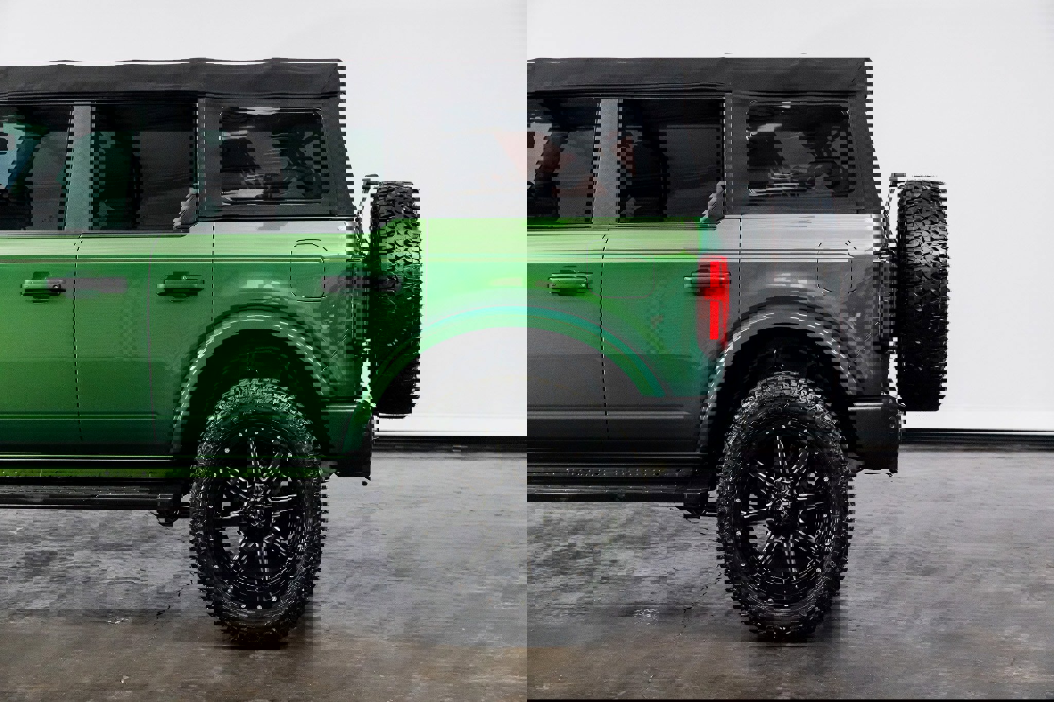 Used 2022 Ford Bronco Big Bend image 13