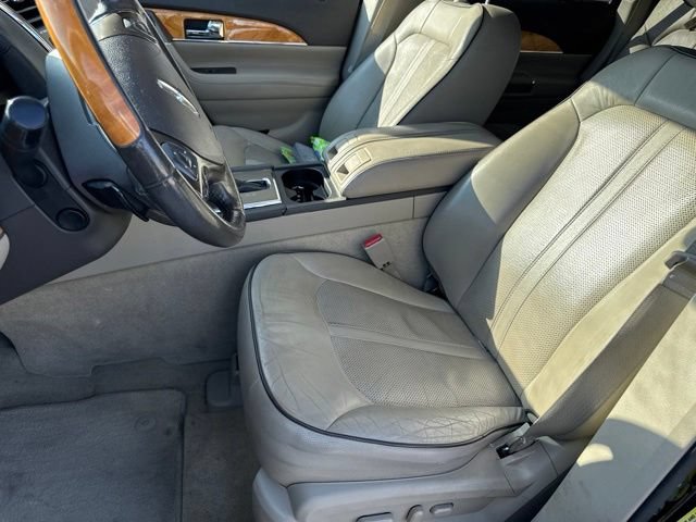 Used 2013 Lincoln MKX FWD image 8