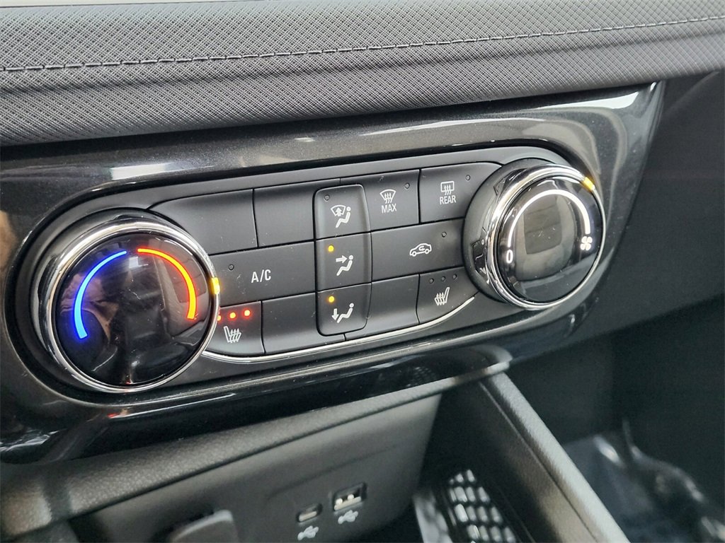 Used 2024 Chevrolet TrailBlazer LT w/ LT Cold Weather Package image 20