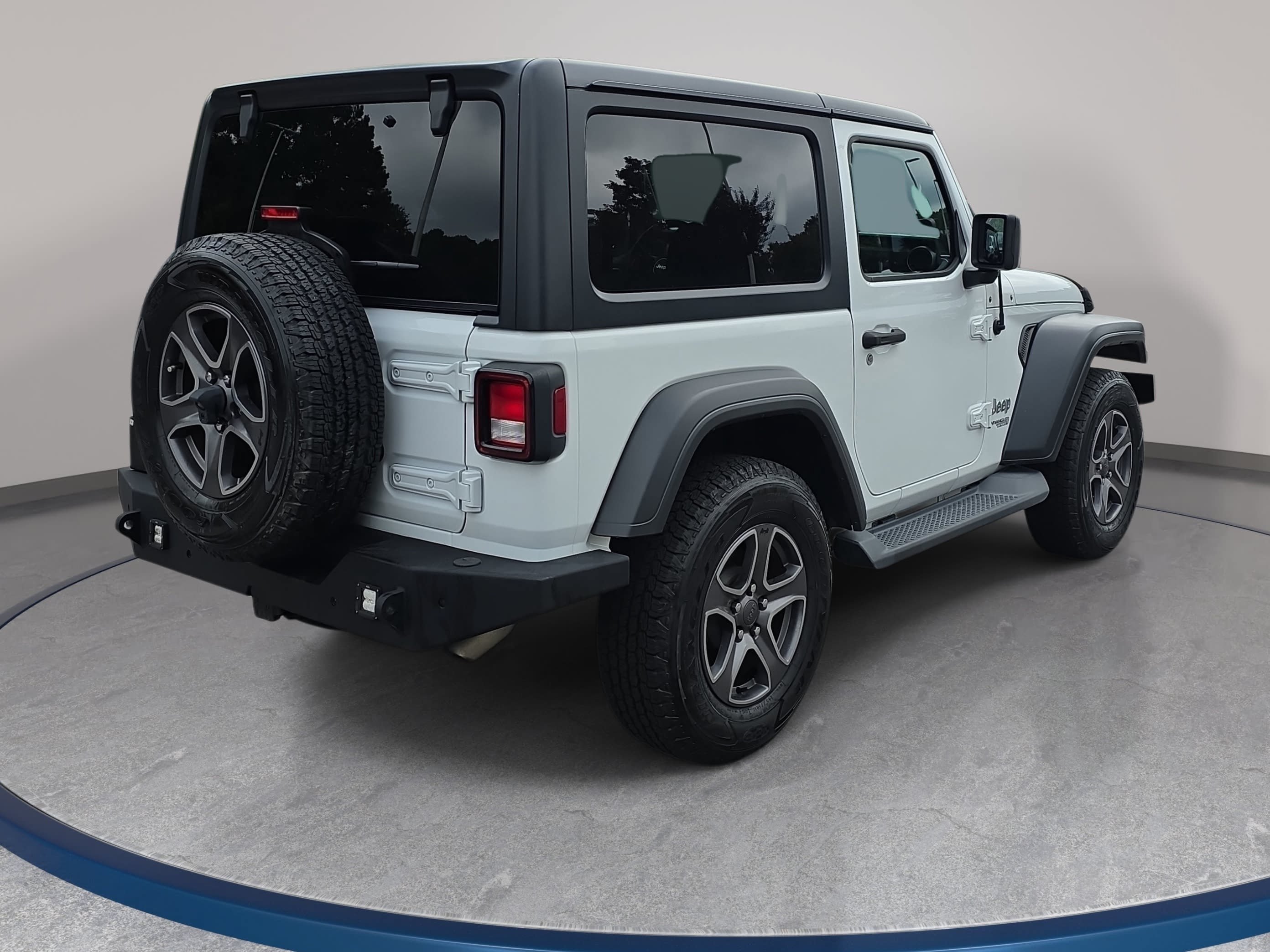 Used 2018 Jeep Wrangler Sport AWD/4WD image 5