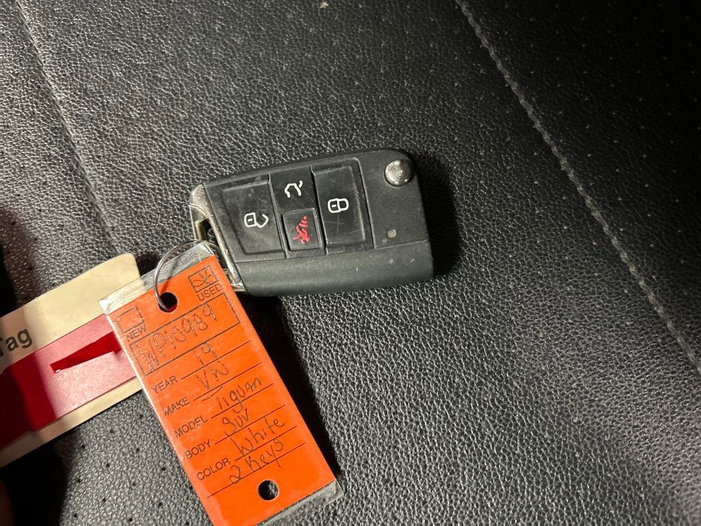 Used 2019 Volkswagen Tiguan SE image 36