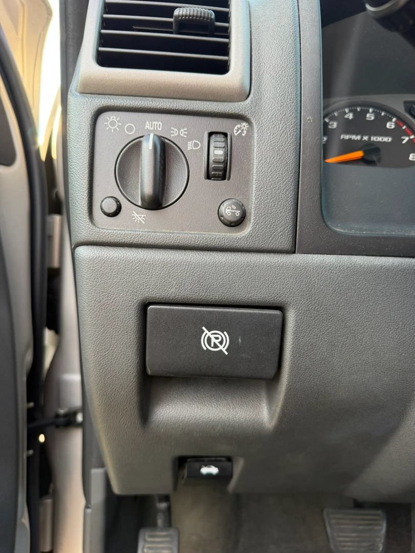 Used 2005 Chevrolet Colorado LS w/ Power Convenience Package RWD image 23