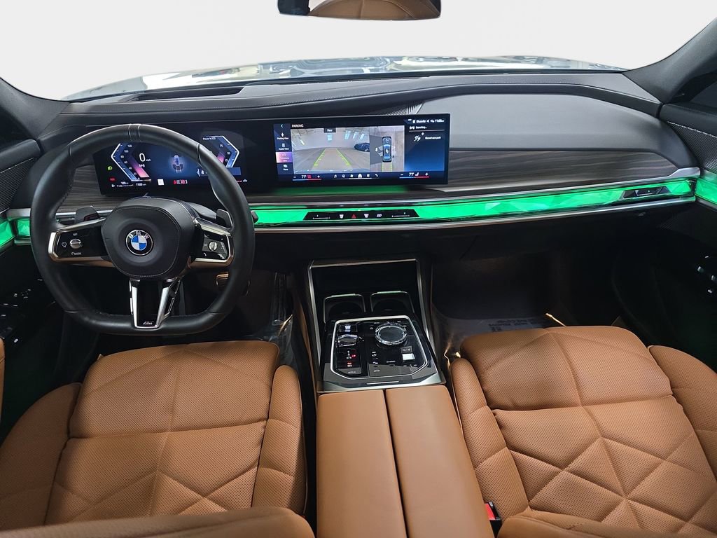 Used 2023 BMW 740i w/ Parking Assistance Package RWD image 12