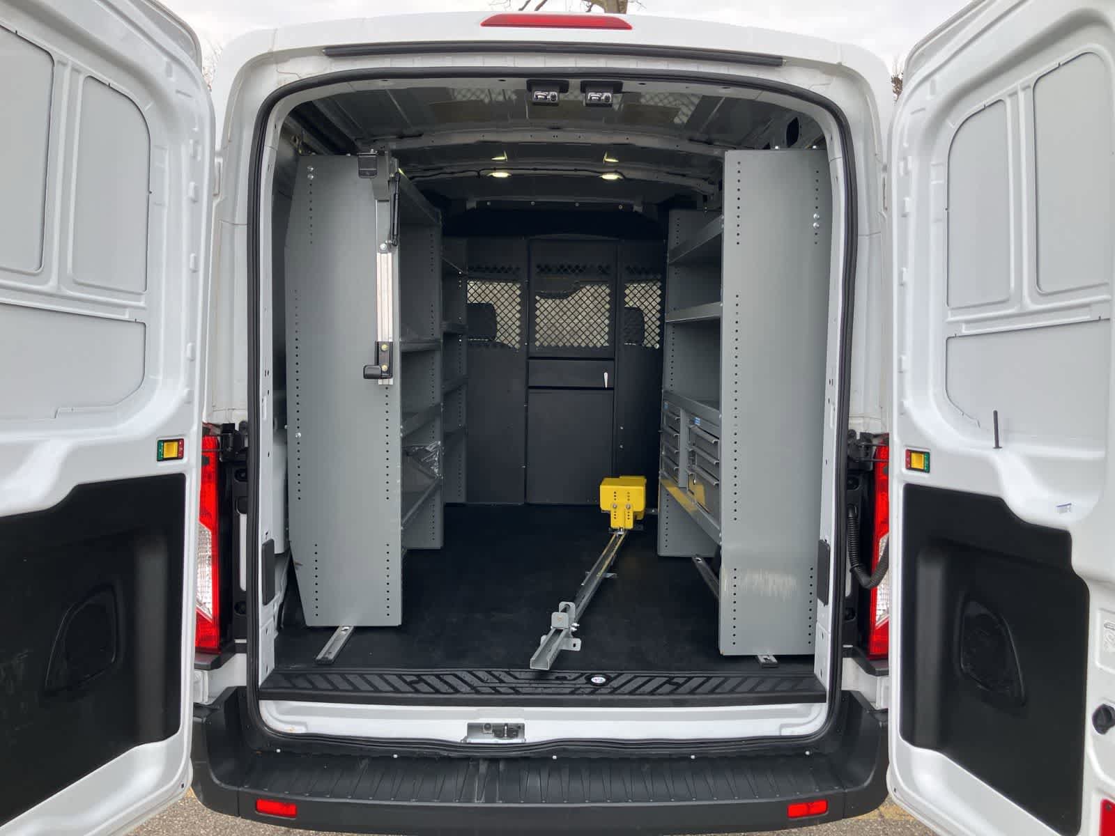 Used 2017 Ford Transit 150 130 Medium Roof image 37