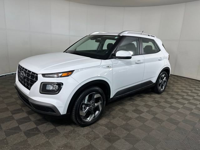Certified 2023 Hyundai Venue SEL image 7