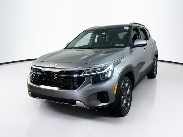 Used 2024 Kia Seltos S AWD/4WD image 3