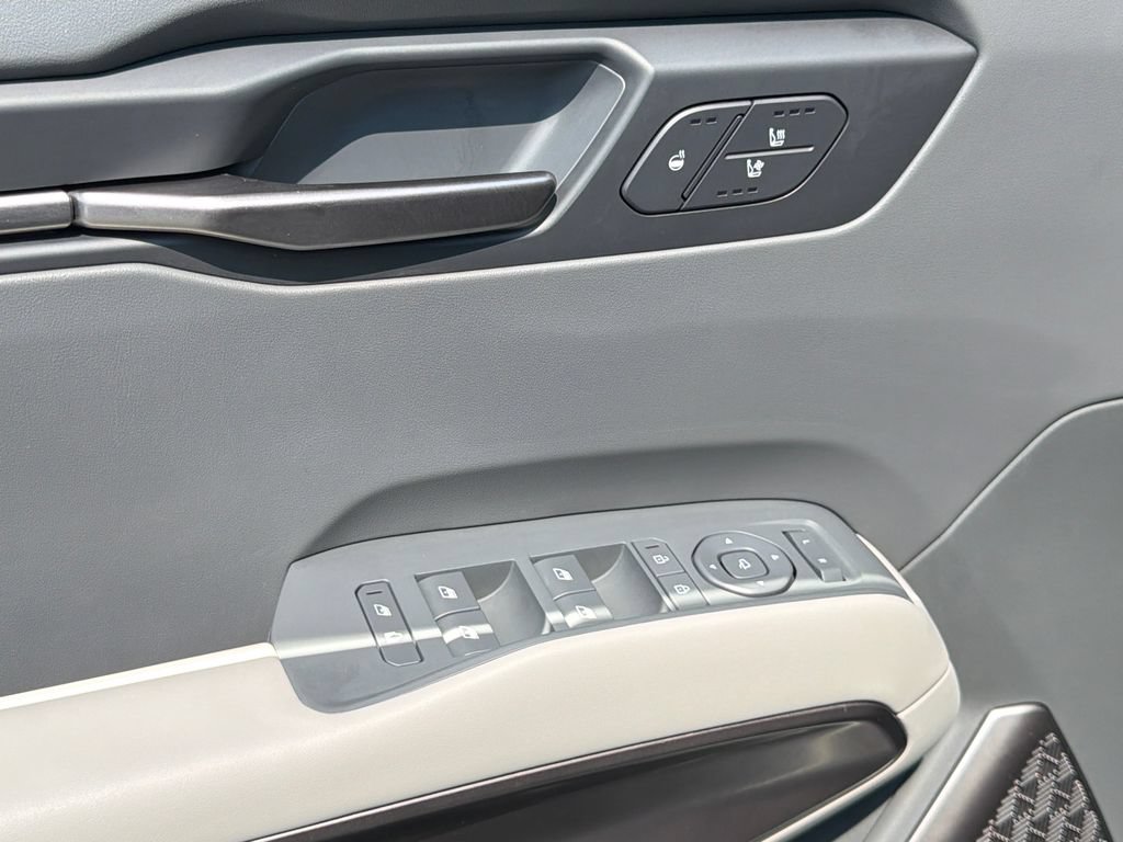 Certified 2024 Kia EV9 Wind AWD/4WD image 24