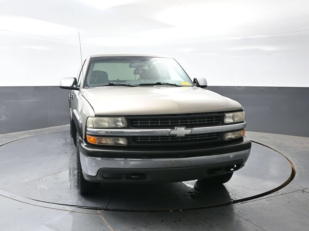 Used 2001 Chevrolet Silverado 1500 LS w/ Firm Ride Suspension Pkg AWD/4WD image 5