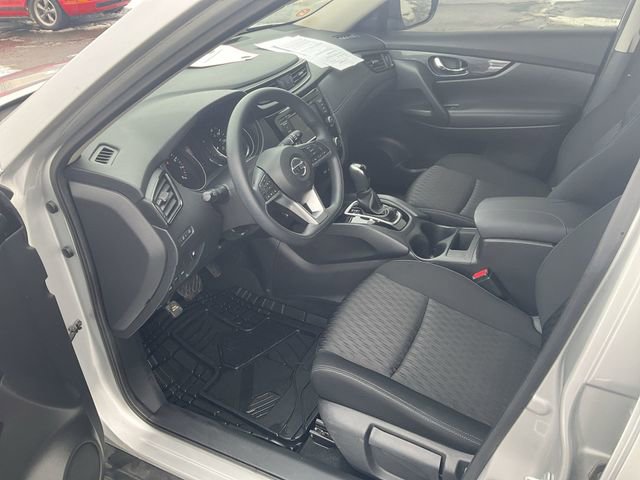 Used 2018 Nissan Rogue S image 8