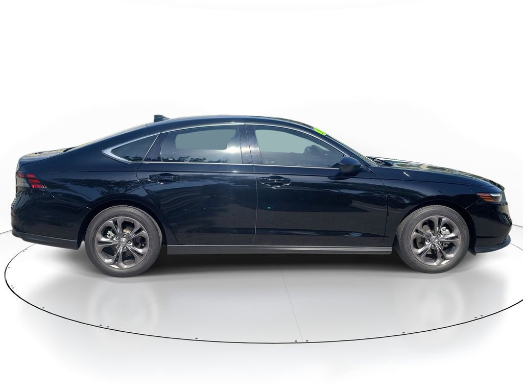 Used 2023 Honda Accord EX image 3