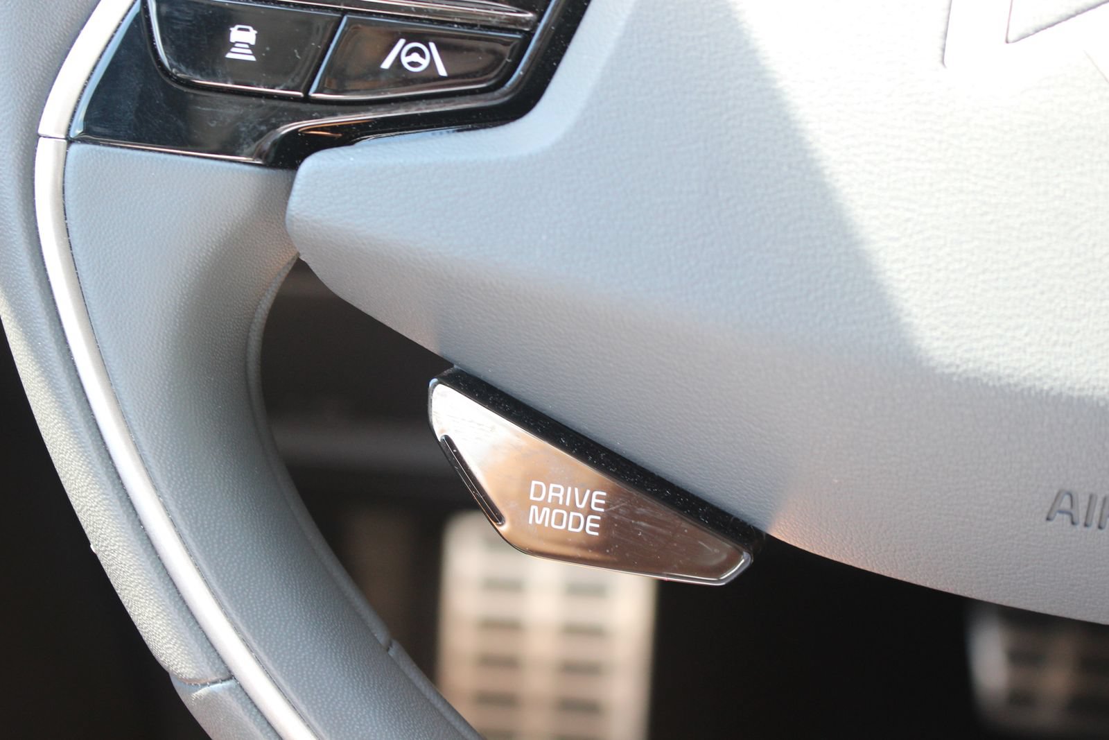 Certified 2024 Kia Niro EX Touring FWD image 19