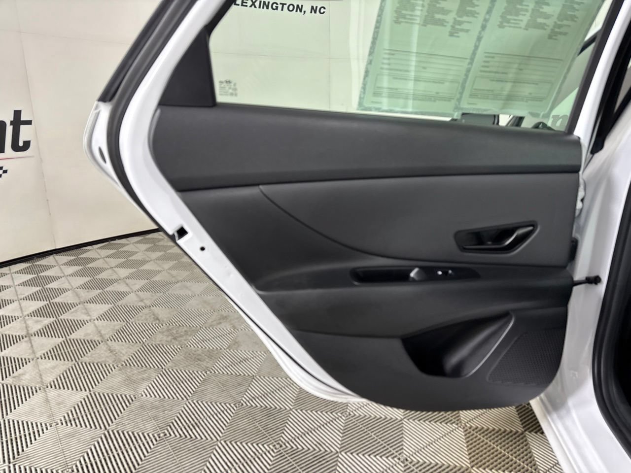 Used 2026 Hyundai Elantra Sport FWD image 22
