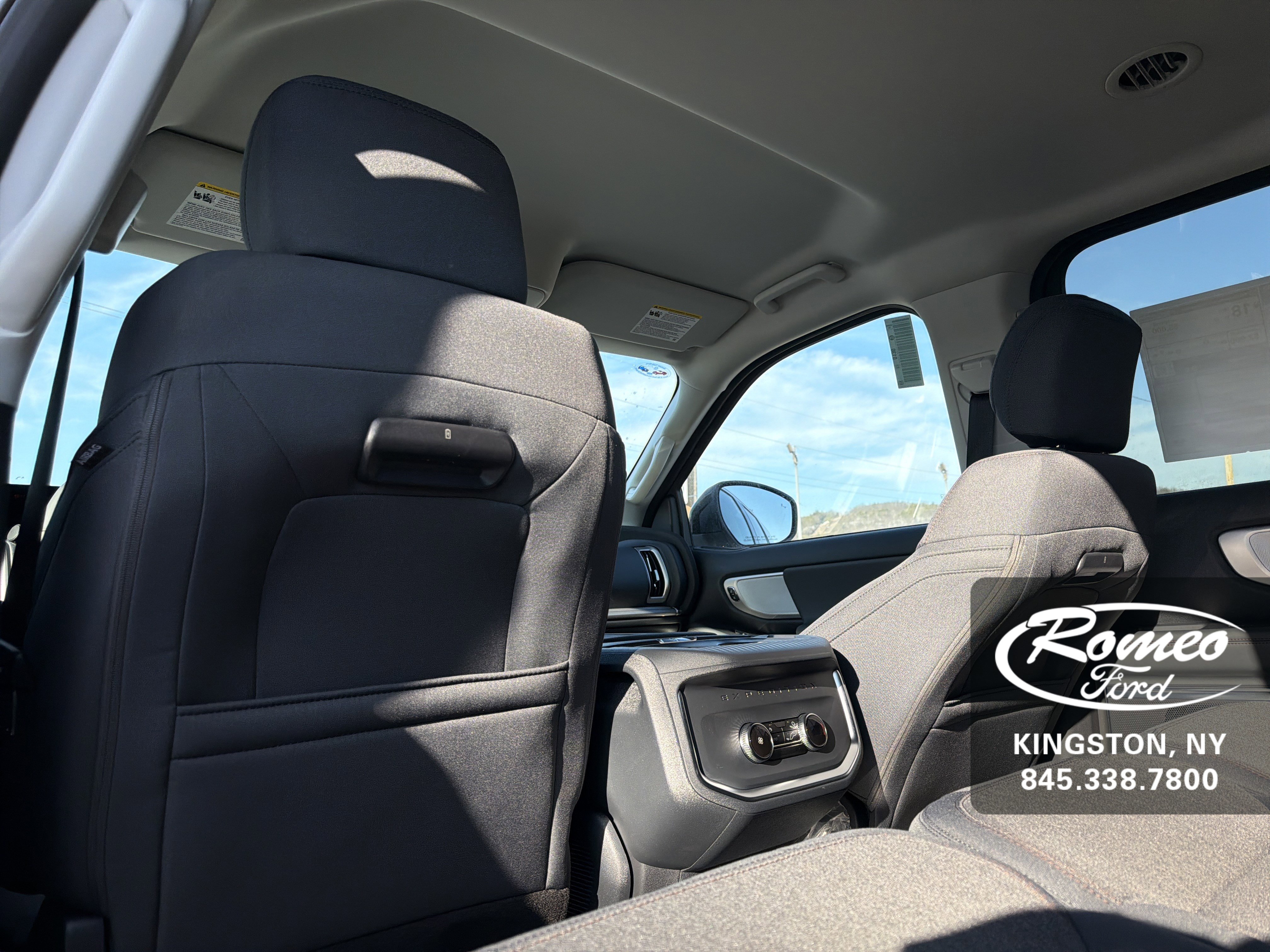 New 2025 Ford Expedition Max Active image 28