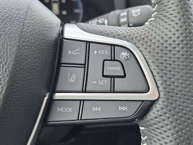 Certified 2026 Toyota Sienna XSE FWD image 19