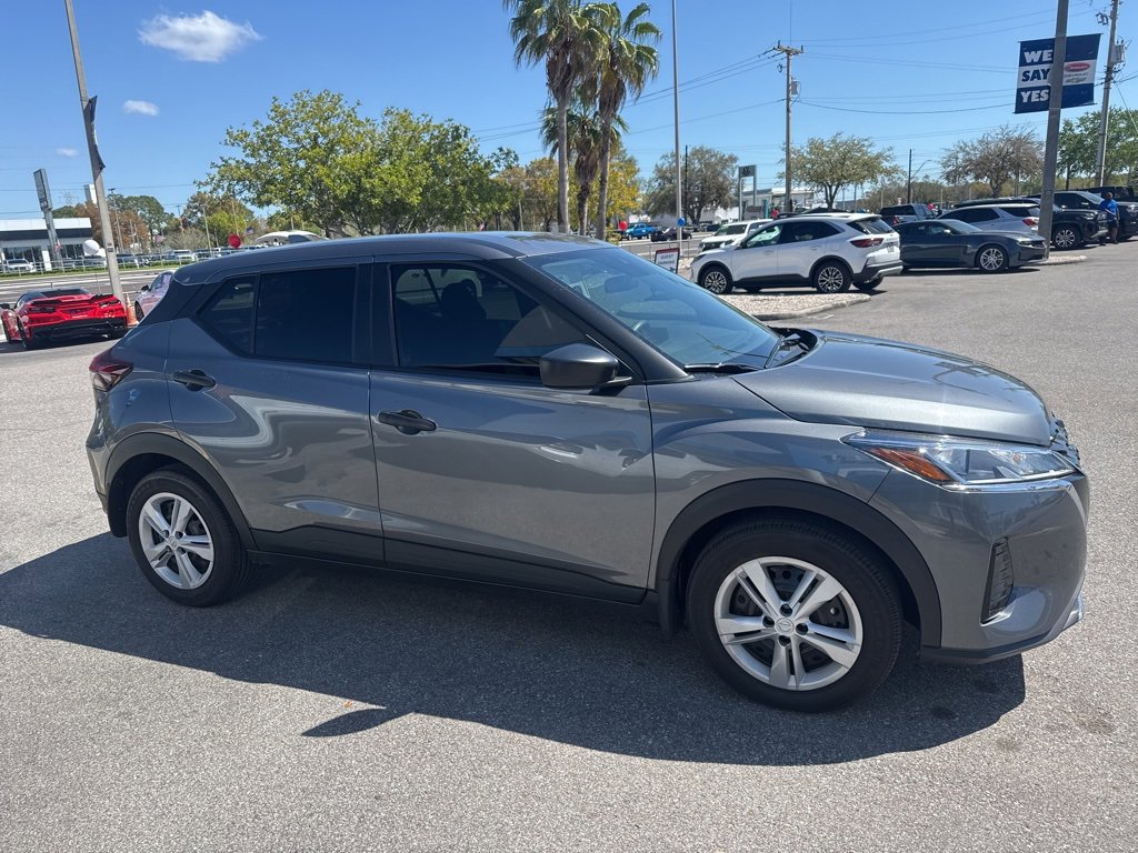 Used 2024 Nissan Kicks S image 4