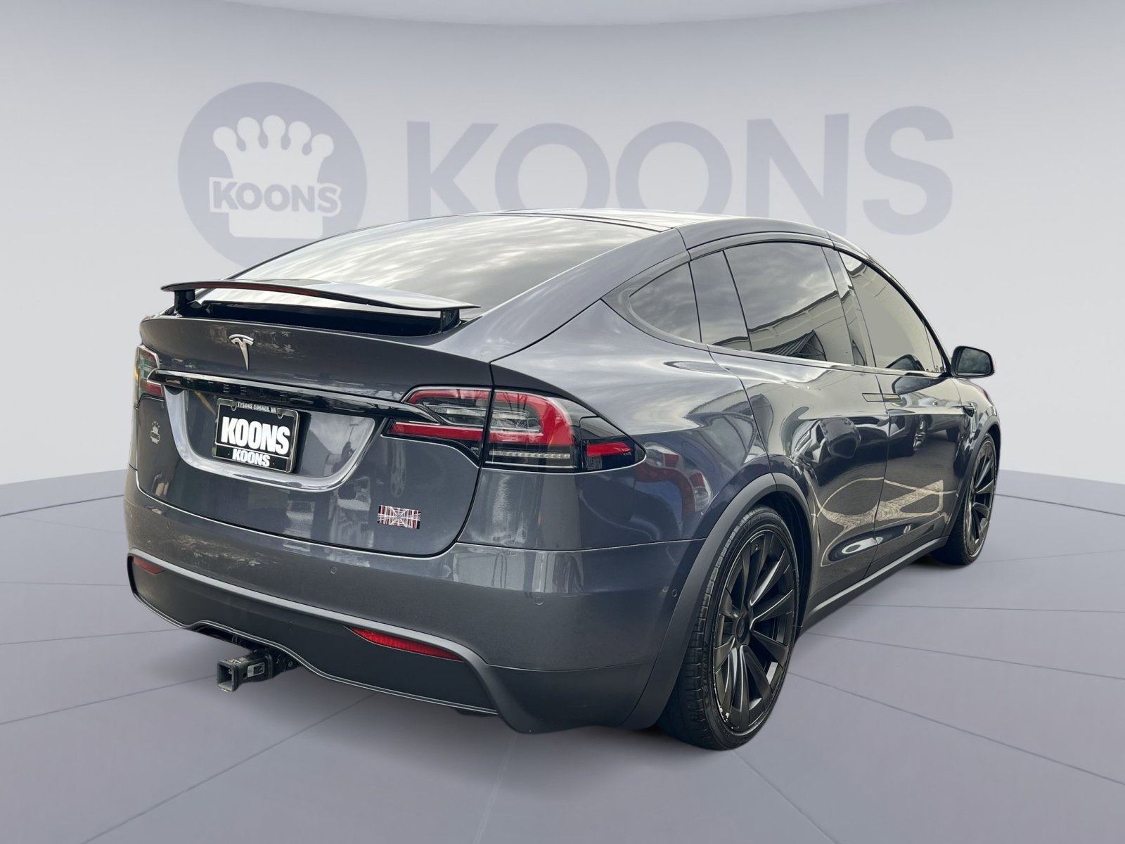 Used 2023 Tesla Model X Plaid image 5