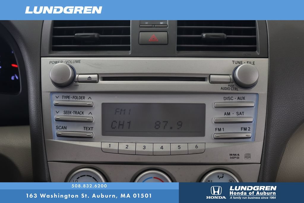 Used 2010 Toyota Camry LE FWD image 21