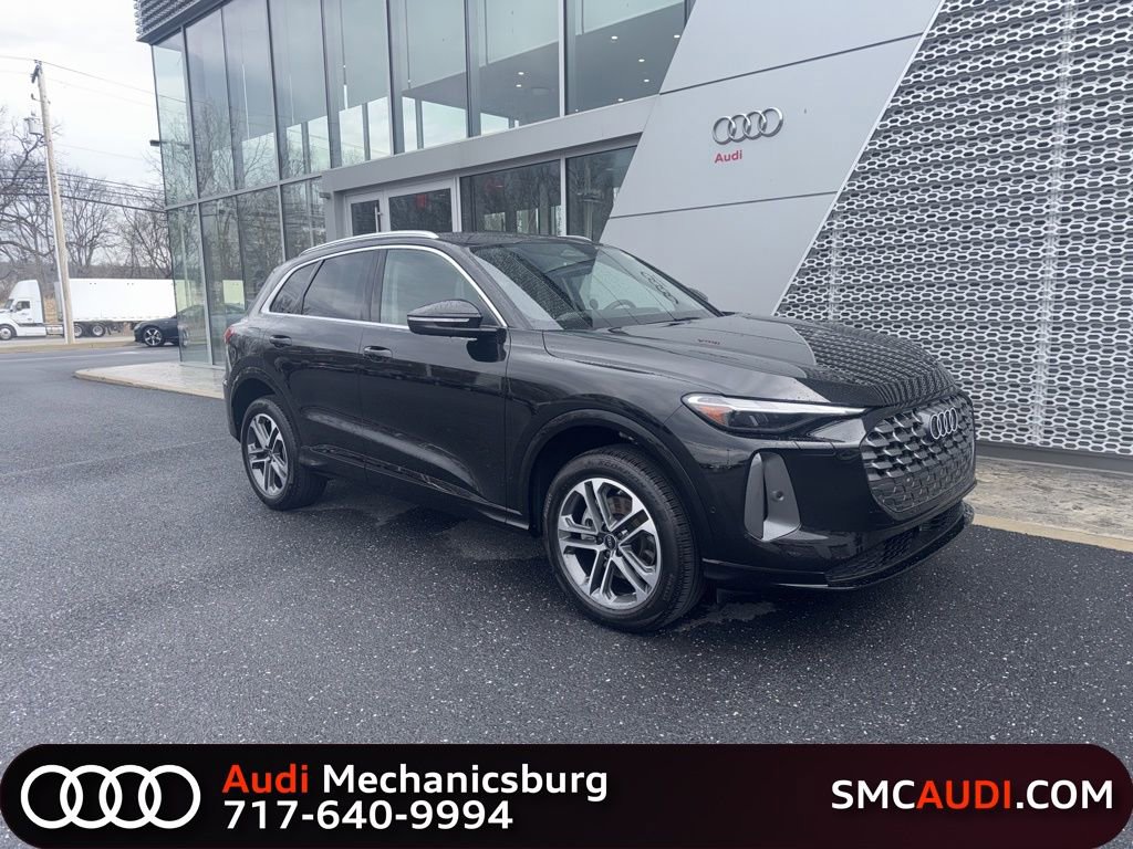 Certified 2025 Audi Q5 Premium w/ Convenience Package