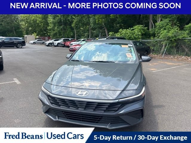 Used 2024 Hyundai Elantra SEL FWD video 2