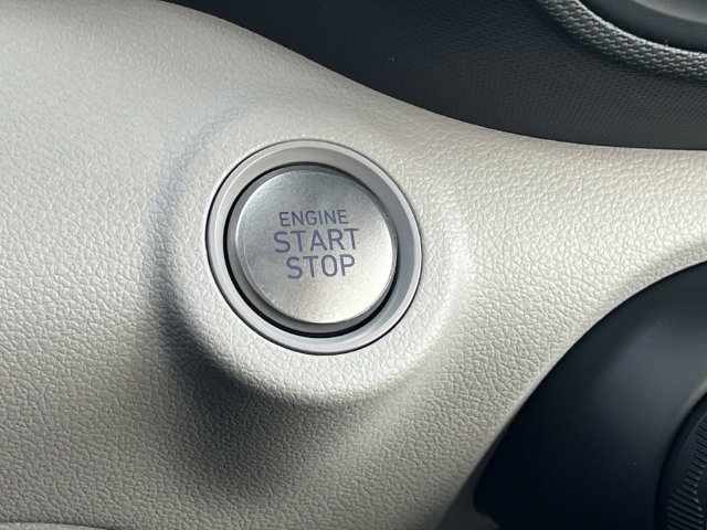 New 2026 Hyundai Venue SEL FWD image 30