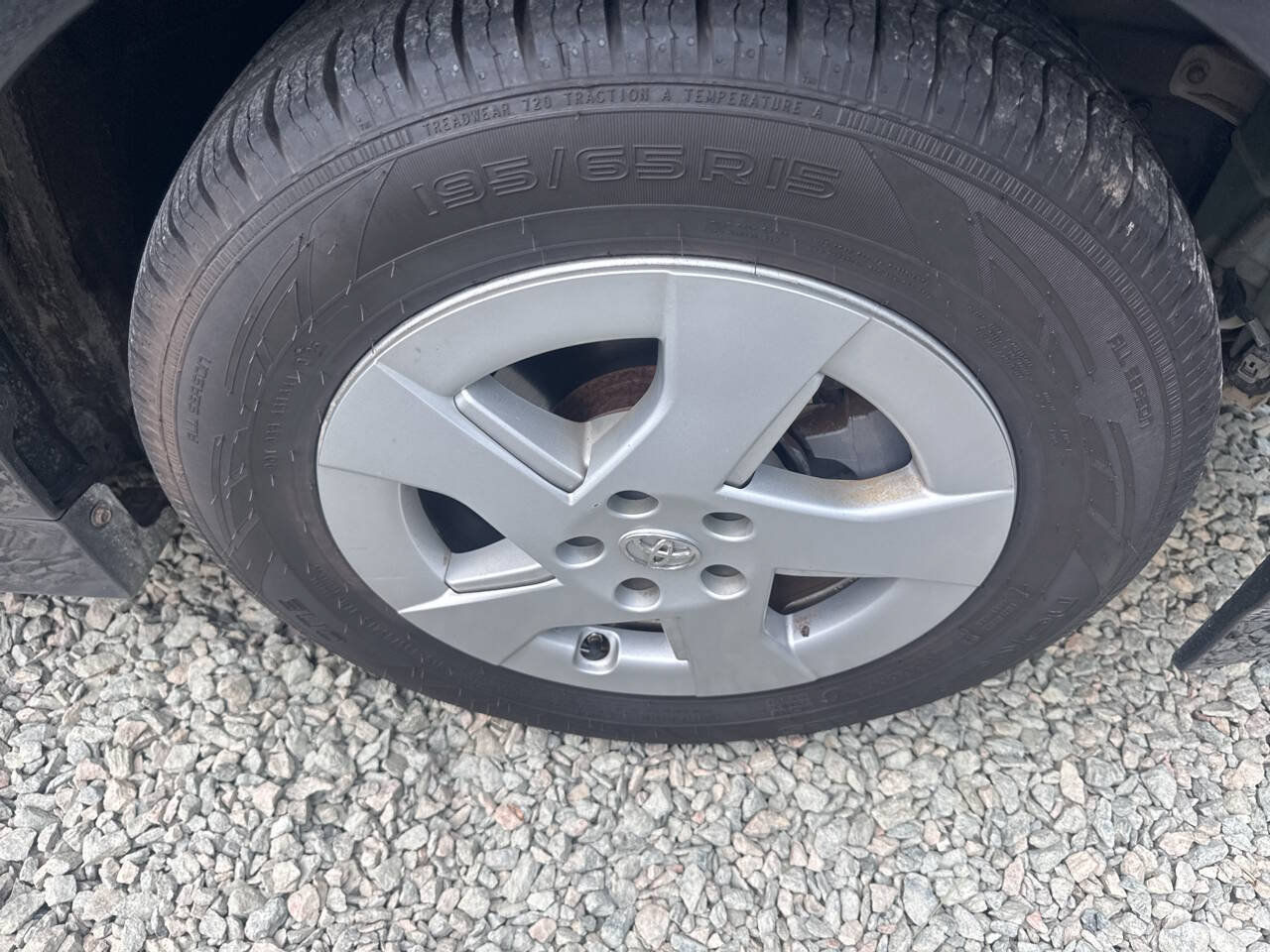 Used 2010 Toyota Prius One FWD image 6