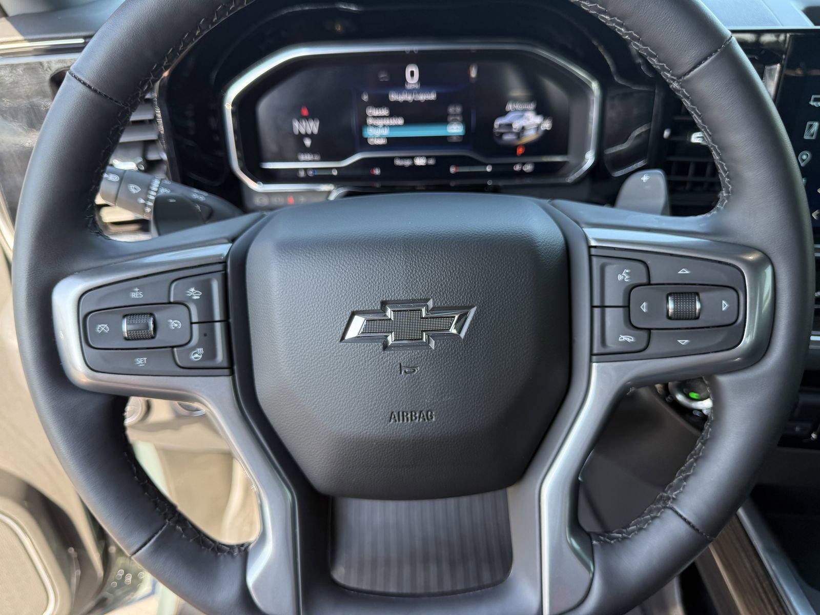 Used 2025 Chevrolet Silverado 1500 LT Trail Boss w/ Convenience Package II image 29