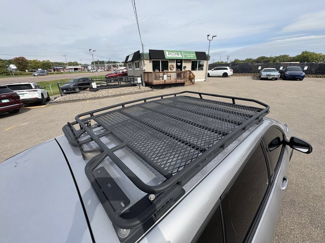 Used 2019 Jeep Cherokee Trailhawk AWD/4WD image 10