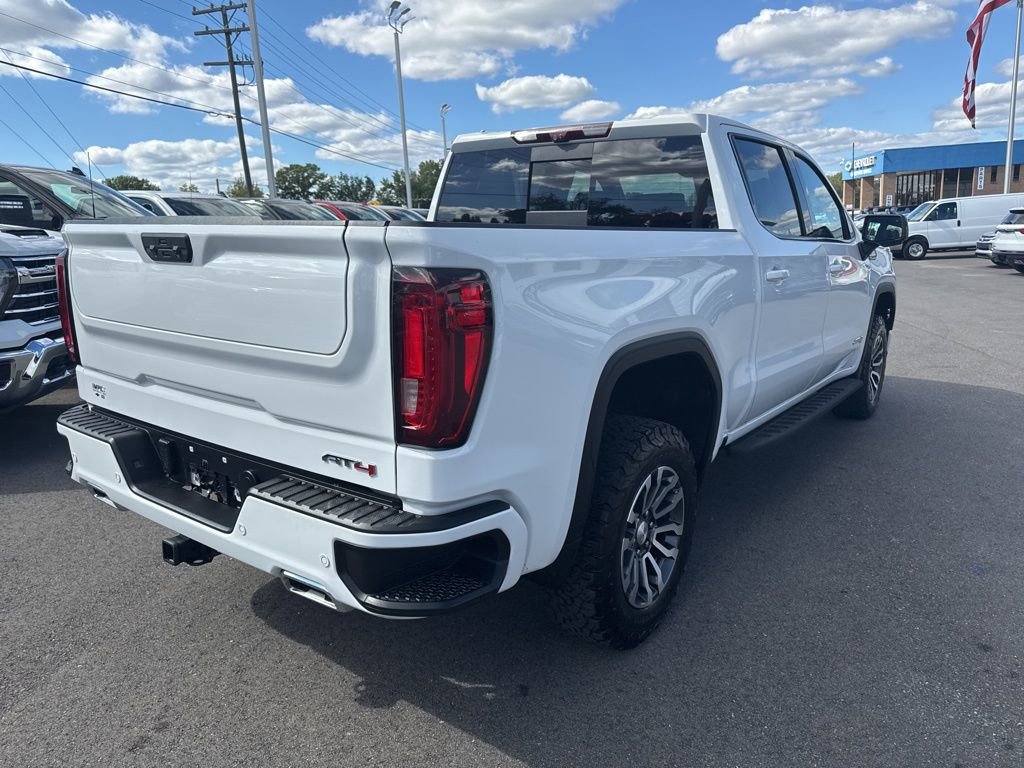 Used 2023 GMC Sierra 1500 AT4 w/ AT4 Premium Package image 5