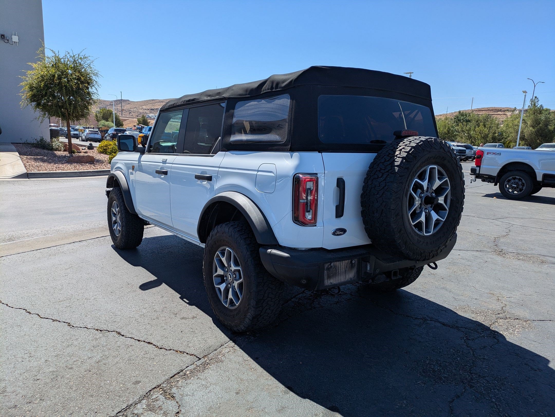 Used 2022 Ford Bronco Badlands AWD/4WD image 7