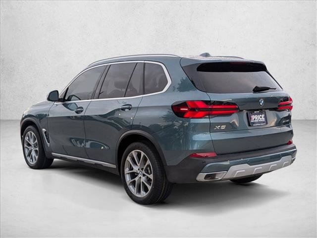 Used 2024 BMW X5 sDrive40i w/ Parking Assistance Package RWD image 8