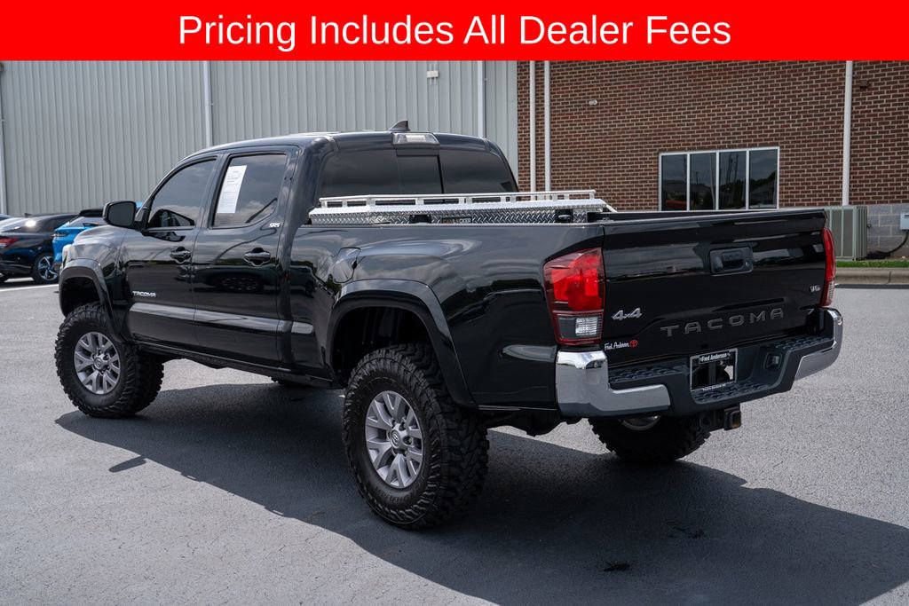 Used 2019 Toyota Tacoma SR5 AWD/4WD image 3