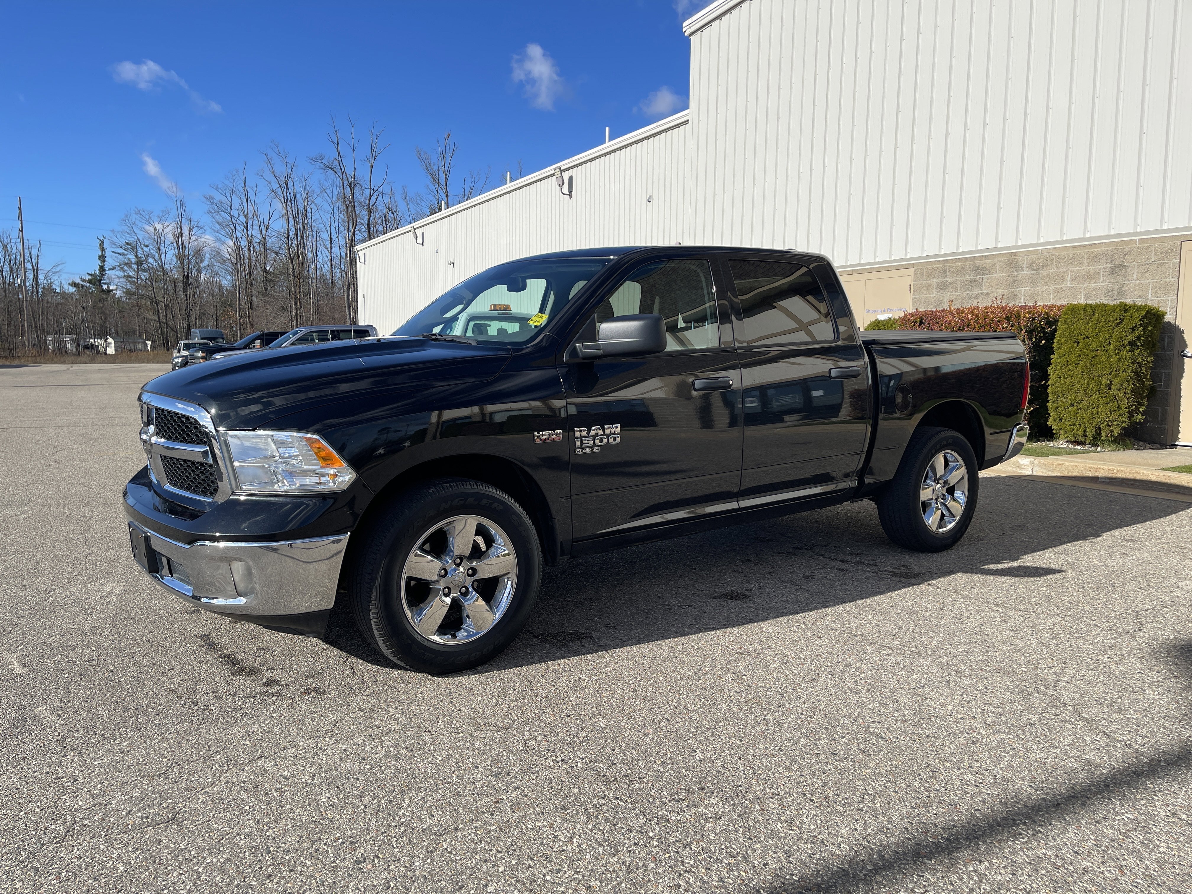 Used 2019 RAM 1500 ST w/ SXT Plus Group image 7