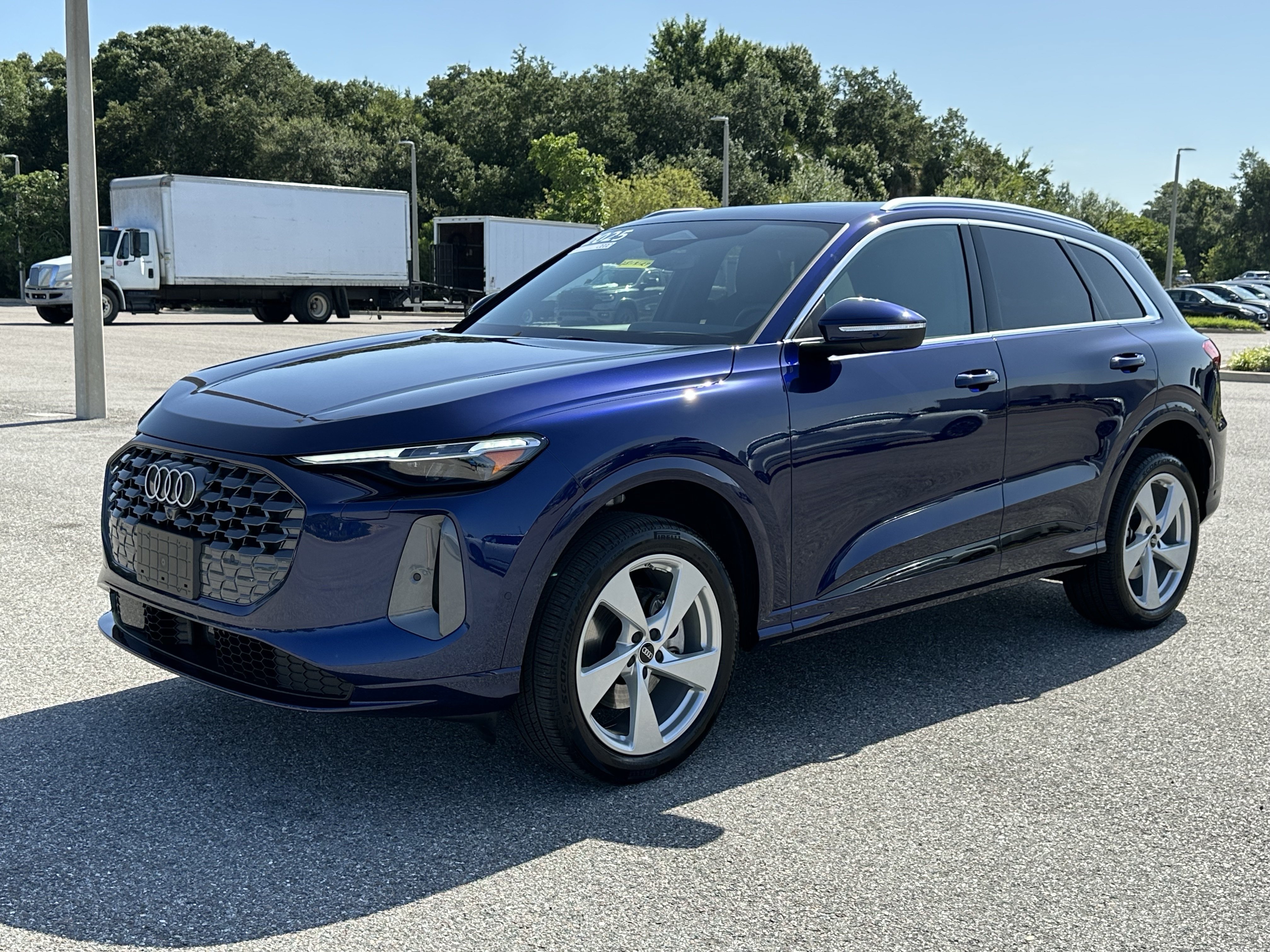 Certified 2025 Audi Q5 Premium w/ Premium Plus AWD/4WD image 8