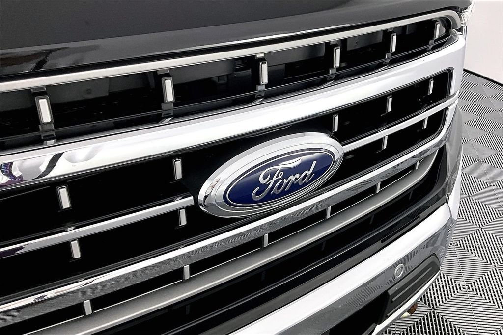 Used 2023 Ford F150 Lariat w/ Equipment Group 502A High AWD/4WD image 30